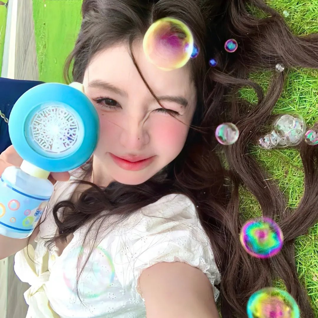 方块皇后 在线观看封面